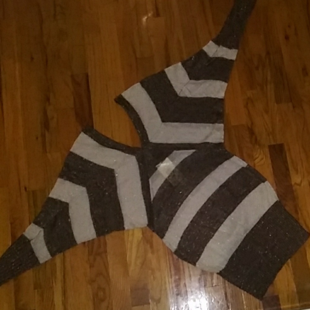 Off the shoulder sweater by Love by Design